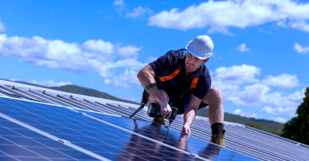 Instalación de Placas Solares en Linares